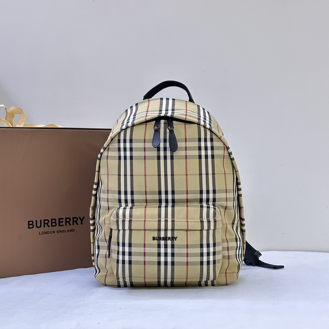 Burberry_Backpack-30.5_x